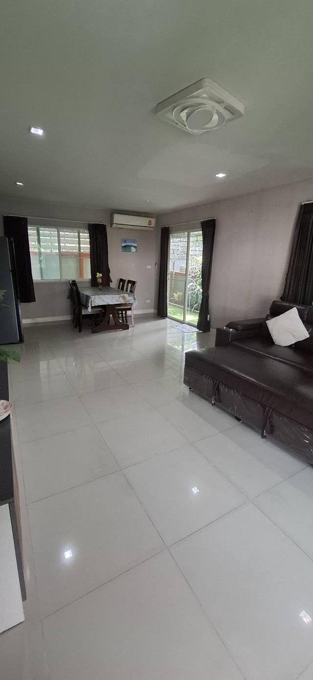 บ้านเดี่ยวสวยมาก ทำกันสาดรอบบ้าน พท.ใช้สอยเยอะ ในหมู่บ้านเพอร์เฟค พาร์คร่มเกล้า ขายขาดทุน 13