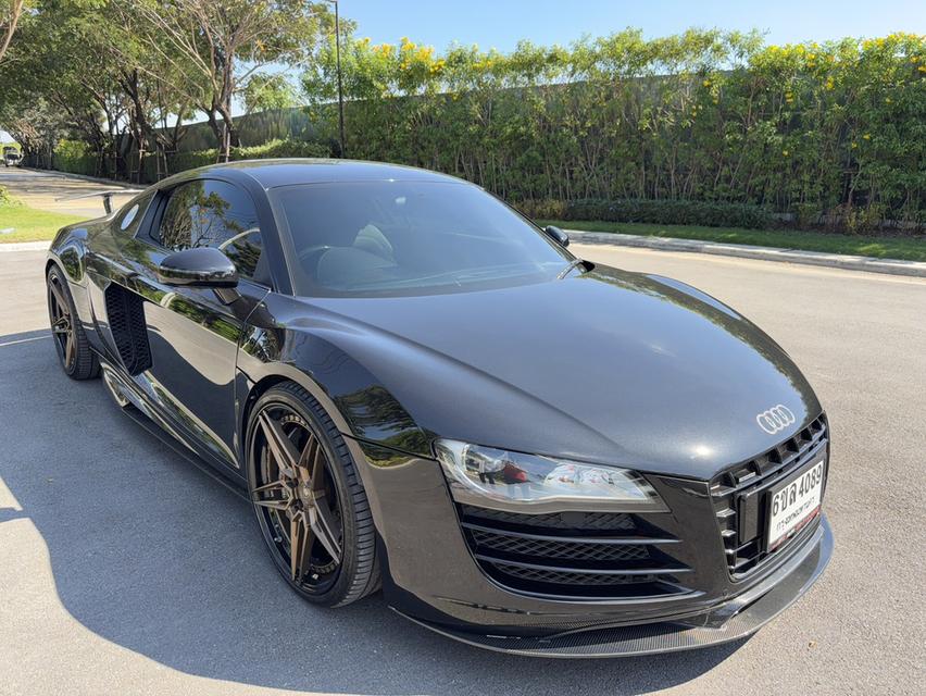 Audi R8 V10 FSI ปี 2011