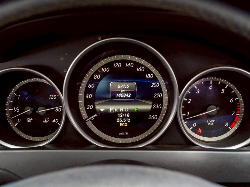 Mercedes Benz C200 CGI 1.8 (W204) 2013 19