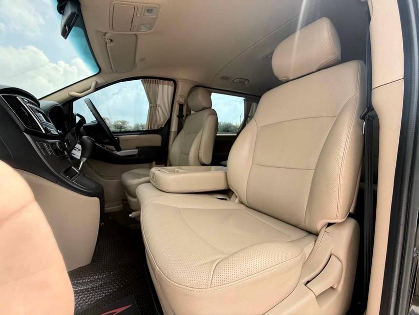 (แจ้งรหัสรถ PEAT654) ❤️HYUNDAI H1 ปี 2022 แท้ มือเดียวป้ายแดง รูปที่ 13