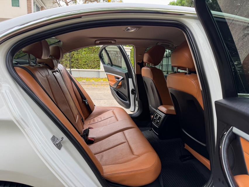 รหัสรถ AVA6370 BMW 320d F30 LCI 💥ปี 2018💥 รูปที่ 11