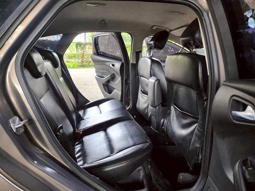 ขายรถ Ford Focus 1.6 Hatchback ปี 2013 สีน้ำตาล เกียร์ออโต้ 10