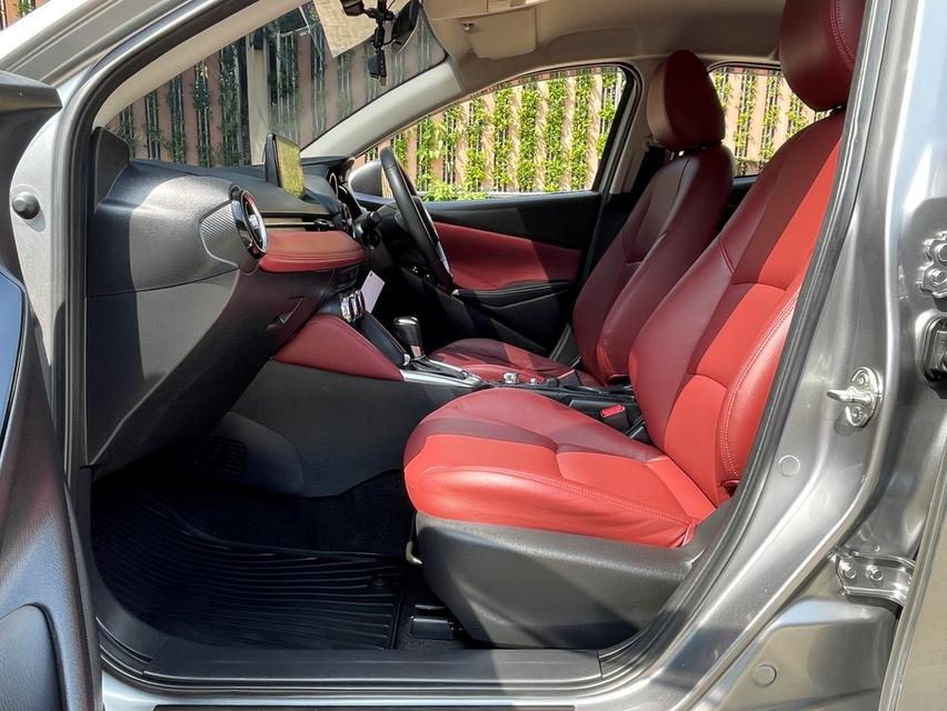 Mazda2 1.3Skyactive ปี19 12