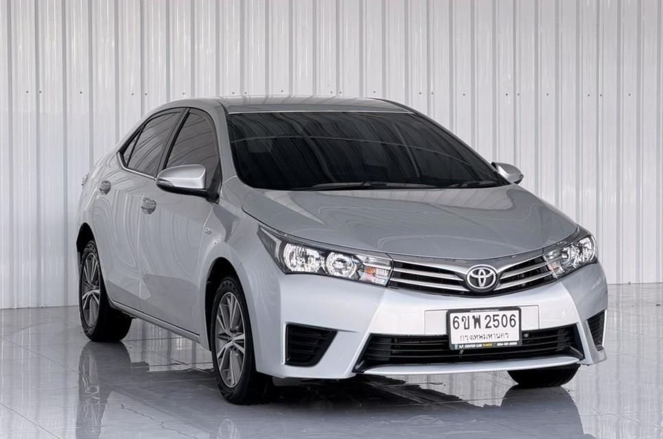 Toyota Altis 1.8E เบนซิน เกียร์ออโต้  ปี2014