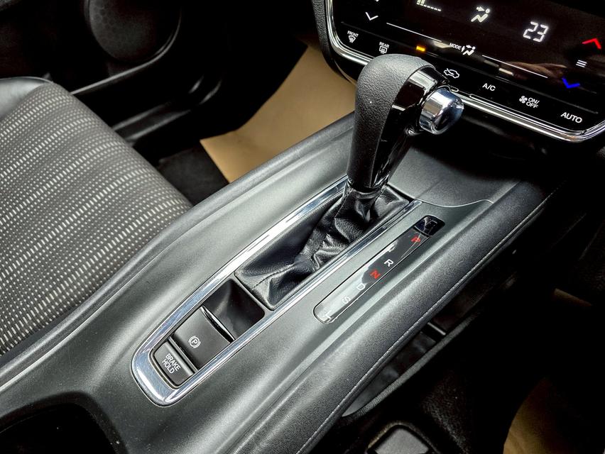 รหัสรถ CBLX9930 🚙 HONDA HR-V 1.8 S i-VTEC ปี 2015 (จด 2016) 🚙 14