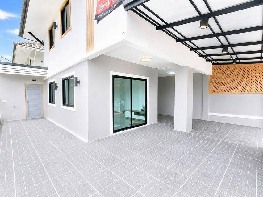 หมู่บ้านพฤกษา3  ถนนวัดลาดปลาดุก บางบัวทอง ทาวน์เฮาส์ 2 ชั้น  หลังมุม ตกแต่งใหม่พร้อมอยู่ มีพื้นที่ด้านข้าง โปร่ง โล่ง รับลมดี บรรยากาศดี 3