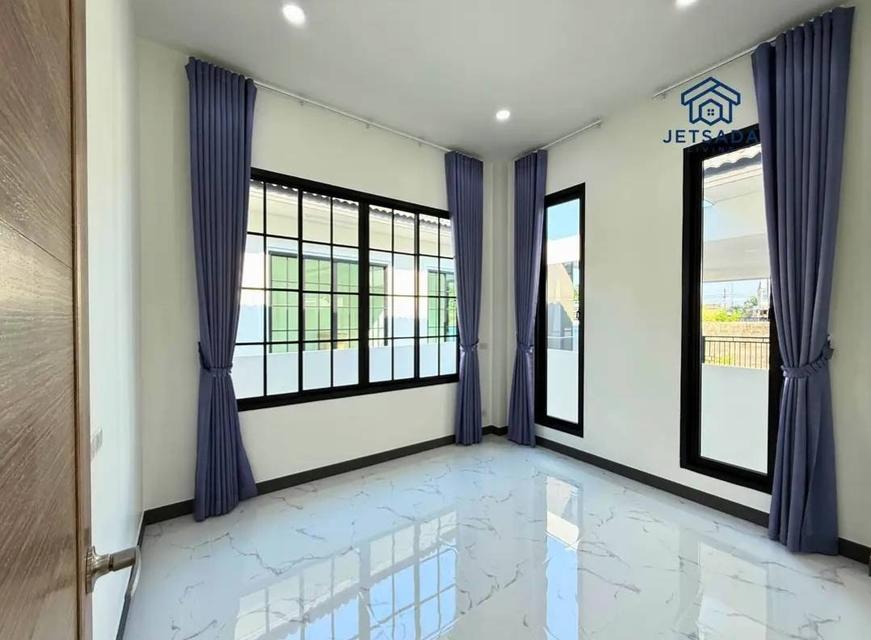 บ้านเดี่ยวสร้างใหม่พร้อมเข้าอยู่ทำเลดี 5