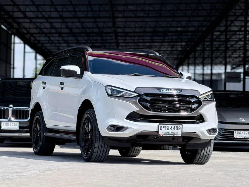 ISUZU MU-X, 1.9 ULTIMATE PHANTOMCOLLECTION โฉม ปี20-ปัจจุบัน สีขาว ปี2023เกียร์ออโต้ เครื่องดีเซล