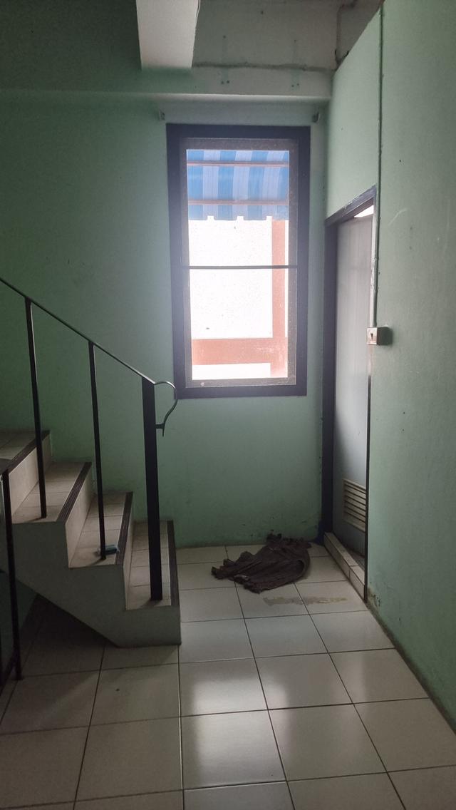 อาคารพาณิชย์​ตึกแถว 4 ชั้นครึ่ง​ 10