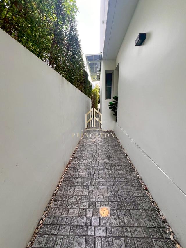 Luxury House For Sale VIVE Bangna in Modern Minimal Style 18