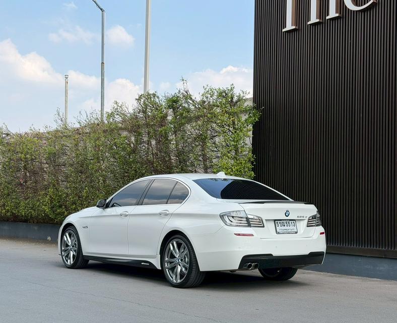 BMW 525D Top ปี11 ดีเซล สีขาวรถสวย สภาพสุดเนี้ยบ เข้าศูนย์ทุกระย รูปที่ 4