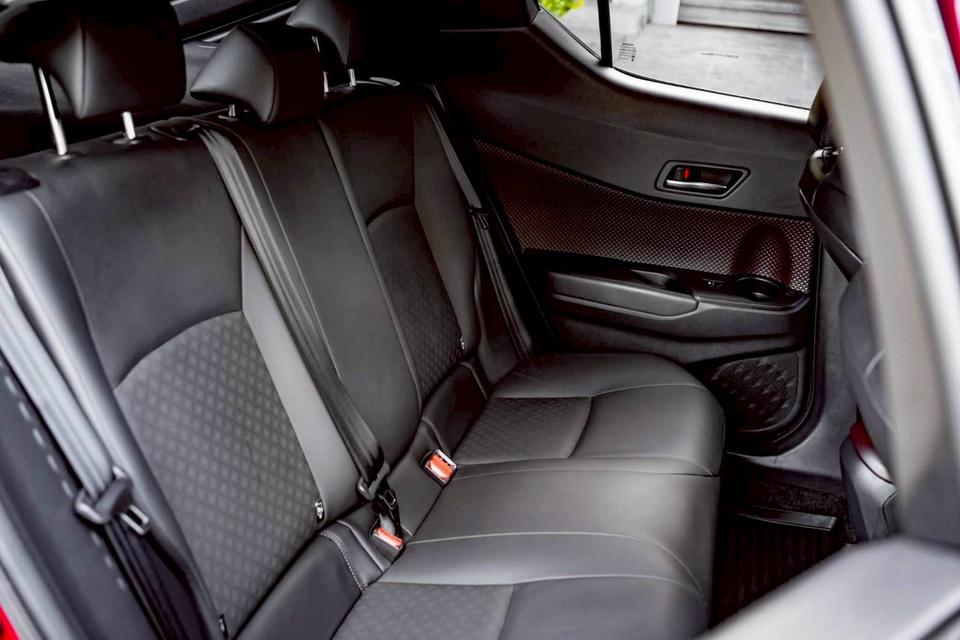 รหัสรถ PR28 Toyota C-HR 1.8 Hybrid High (รุ่น Top สุด + 2 Tone) 16