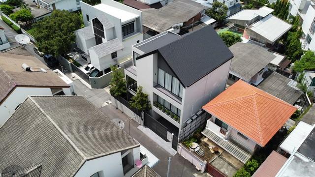 บ้านสามชั้นครึ่ง ซอยปรีดีพนมยงค์ 14 สุขุมวิท71 สไตล์Temporary Scandinavian 60 ตร.วา ใกล้BTS พระโขนง 3