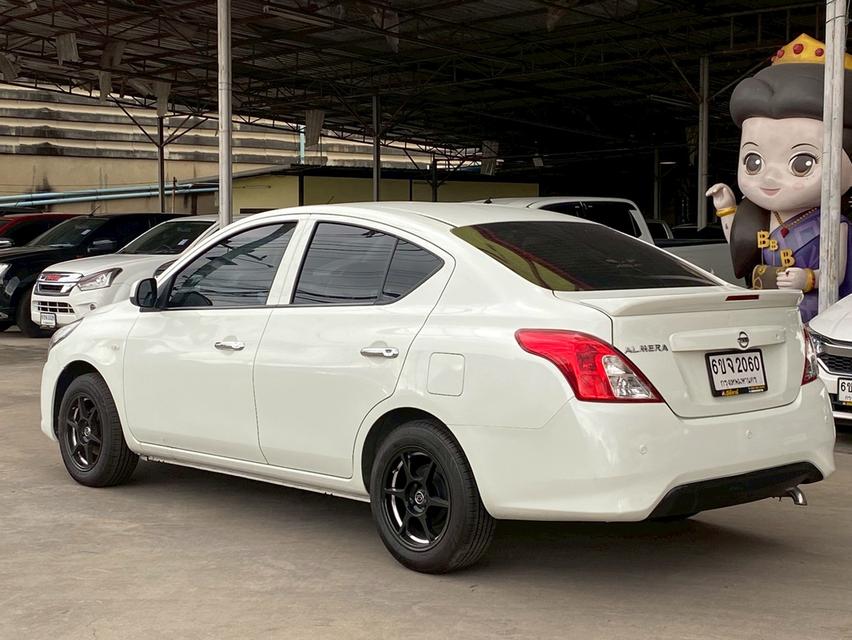 Nissan  8