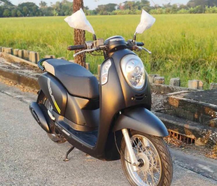 2015 Honda scoopy i 4