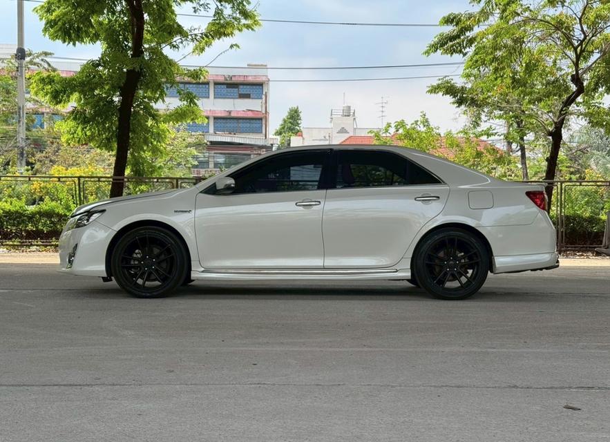 Toyota Camry 2.5 Hybrid DVD ปี 2013 รูปที่ 3