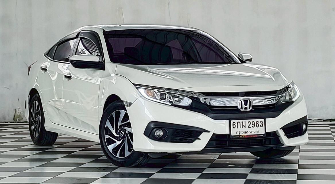 🚗HONDA CIVIC FC 1.8 EL เกียร์ ปี 2017🚗 ฟรีดาวน์ 6