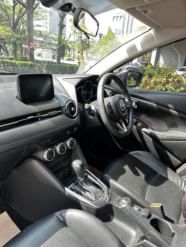 ขายรถยนต์มือสอง Mazda 2 สีน้ำตาล รุ่น High Connect เจ้าของขายเองค่ะ