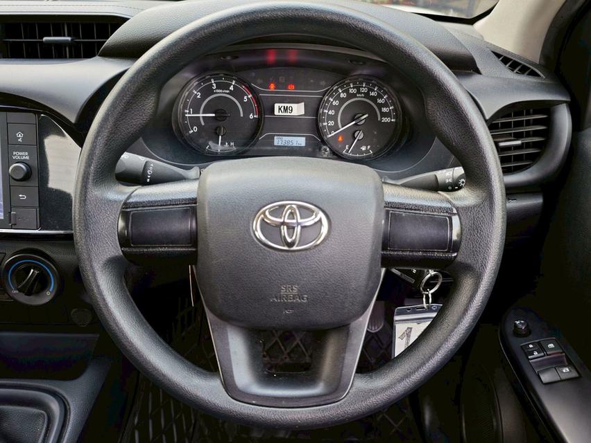 TOYOTA REVO Z-Edition Smart Cab 2.4 Entry M/T 16