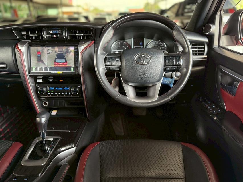 ปี 2023 TOYOTA FORTUNER, 2.4 LEGENDERรถมือเดียว สภาพสวย  9