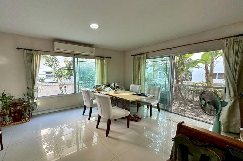 ขายบ้านเดี่ยว 2 ชั้น หมู่บ้าน มัณฑนา 2 อ่อนนุช-วงแหวน ถนนสุขาภิบาล 2 ใกล้สนามบินสุวรรณภูมิ 4