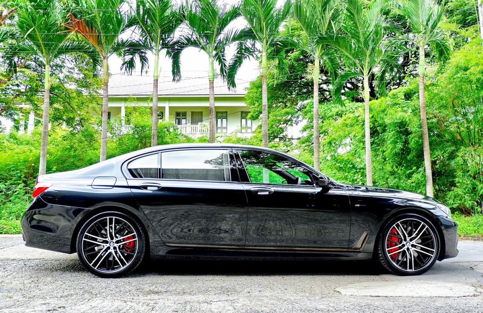 BMW 740Li m-performance (G12) Look M760Li ปี 2016  5