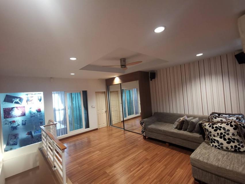 ขายทาวน์โฮม 3 ชั้น บ้านกลางกรุงพระราม3   Baan Klang Krung Rama 3 (ถนนยานนาวา) 3