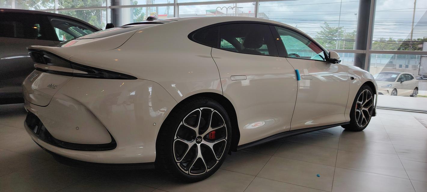 ⚡ Full-speed power... Go further than anyone else! Cutting-edge performance ready for you to own today. 🚗 รูปที่ 9