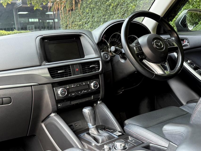 2017 MAZDA CX5 2.0S รถมือเดียวออกป้ายแดง รถวิ่งน้อย เข้าศูนย์ทุกระยะ รถไม่เคยมีอุบัติเหตุครับ 12