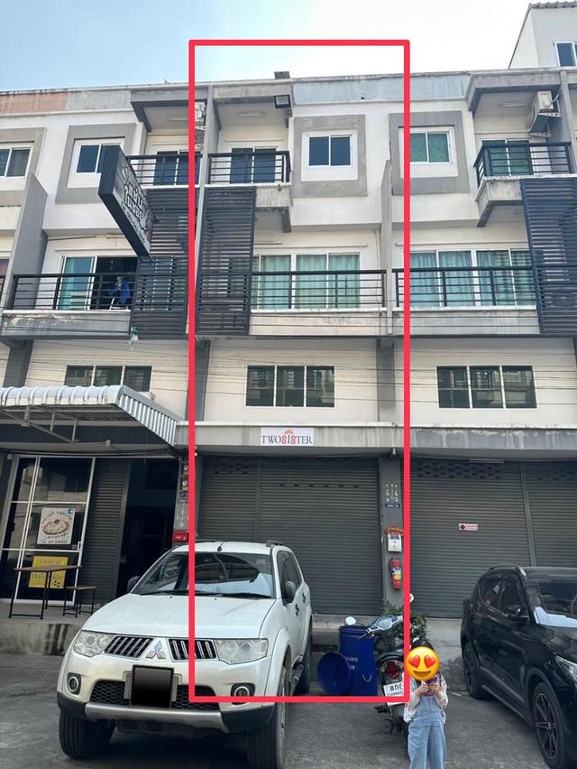 ขายอาคารพาณิชย์ 3 ชั้นครึ่ง หมู่บ้านวิเศษสุขนครโครงการ 16 ประชาอุทิศ 90 1