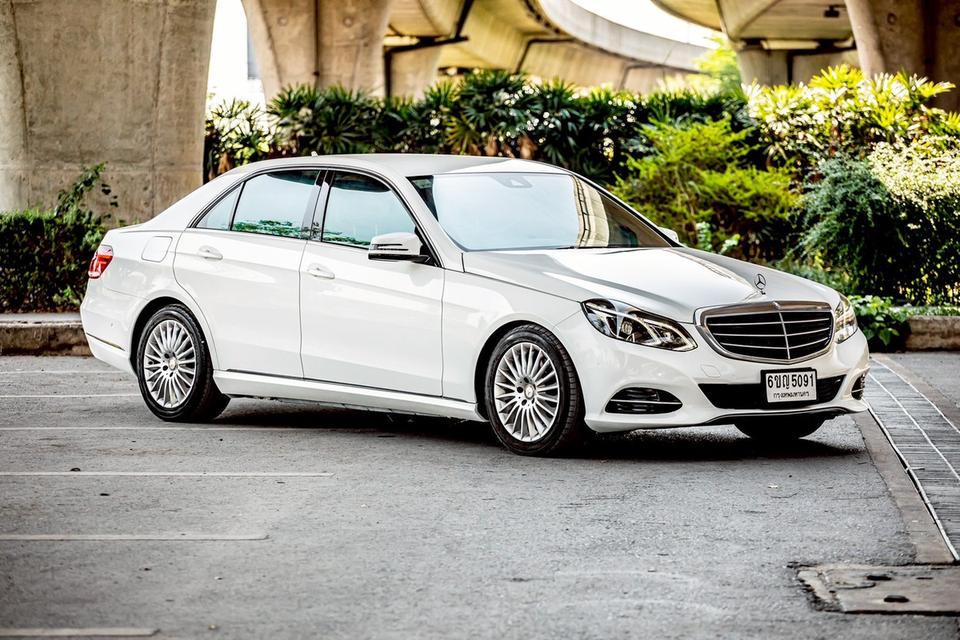 Benz E300 AMG Bluetec ปี 2013 สีขาว มือเดียวป้ายแดง