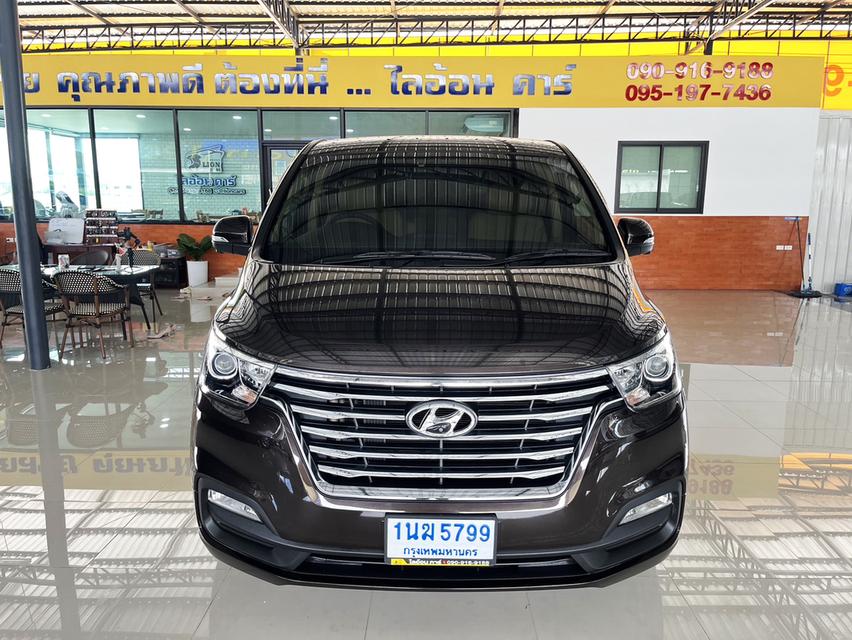  Hyundai H-1 2.5 Deluxe (ปี 2019) Wagon AT 2