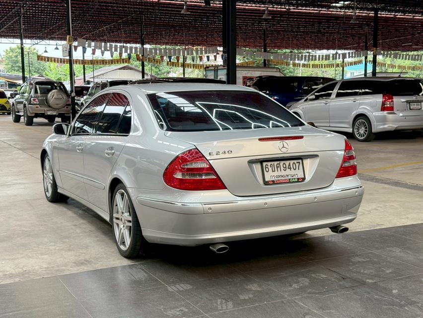 Mercedes-Benz E240 2.6 Avantgarde ปี2003รถบ้านแท้ สวยสภาพดี ออพชั่นจัดเต็ม พร้อมใช้งาน 7