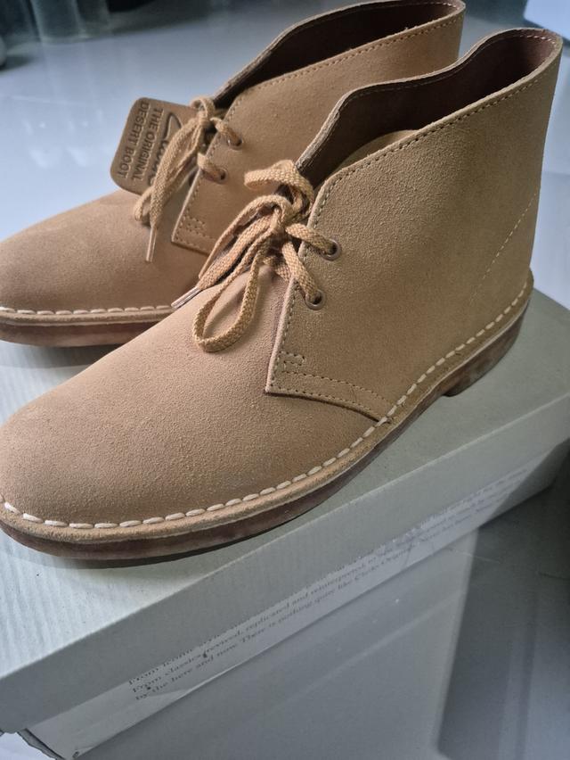 รองเท้า clarks original รูปที่ 2