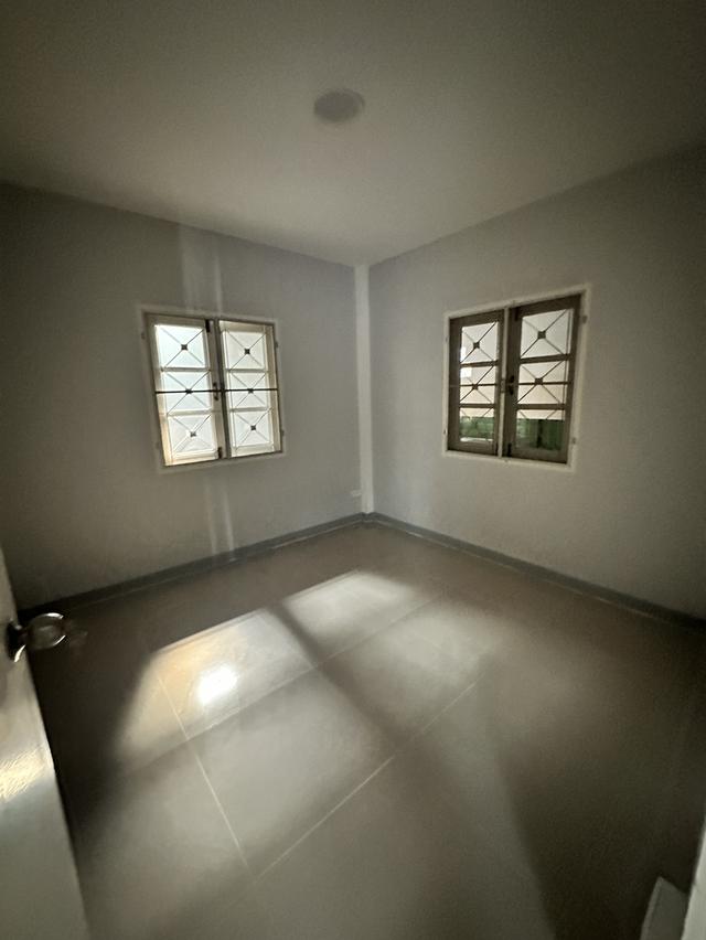 หมู่บ้านภัทรารมย์1 ลาดหลุมแก้ว 4