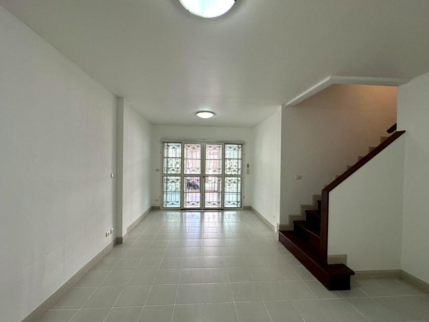 ขายถูกมาก!! ทาวน์เฮ้าส์  เดอะวิลล่า รัตนาธิเบศร์-ราชพฤกษ์ ท่าอิฐ ถนนรัตนาธิเบศร์ หลังมุม 4