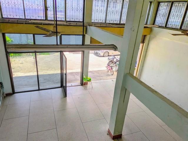 ให้เช่าอาคาร3คูหาย่านจอมทอง พระราม2ซอย33ใกล้โรงเรียนรุ่งอรุณและทางด่วนพระราม 2 3