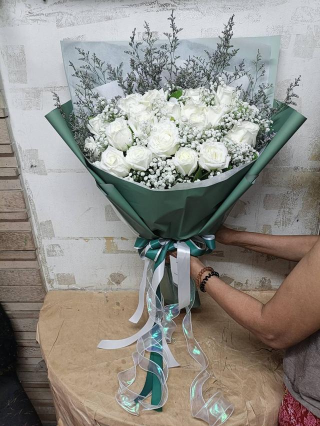 ช่อดอกไม้สด กระเช้า แจกัน พวงหรีด