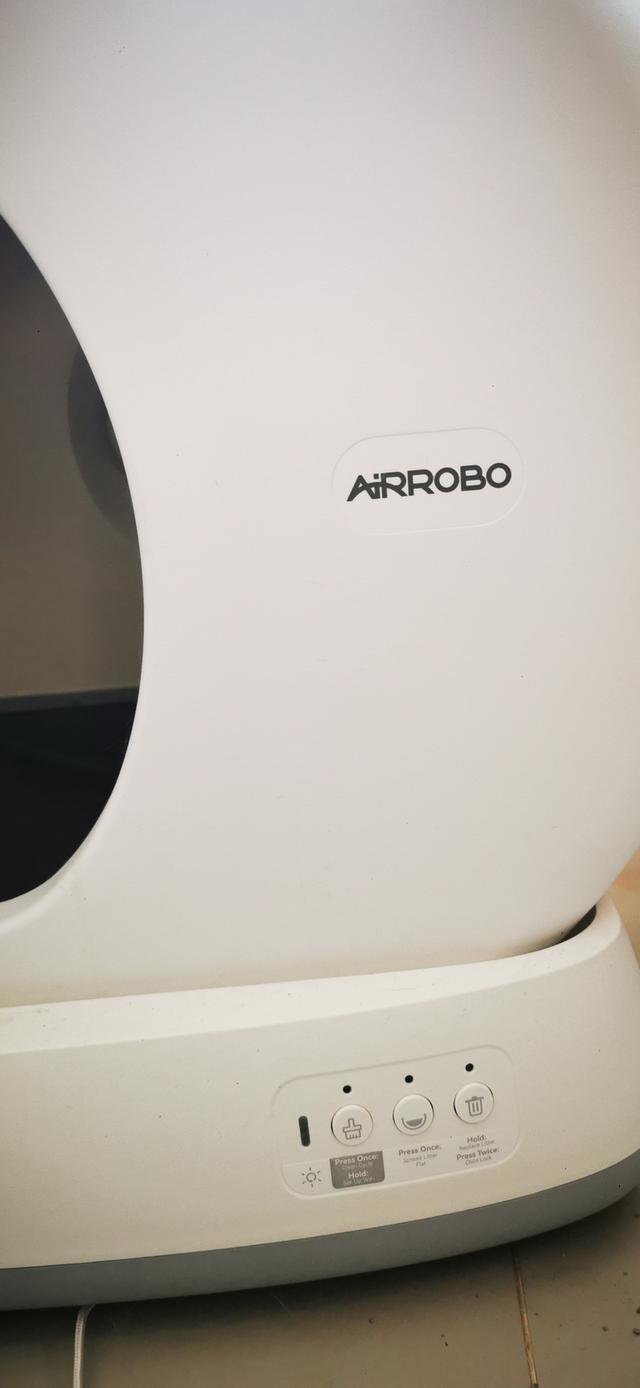 ห้องน้ำแมวอัตโนมัติAiRROBO (สภาพแค่ทดลองใช้แมวไม่เคยเข้า)