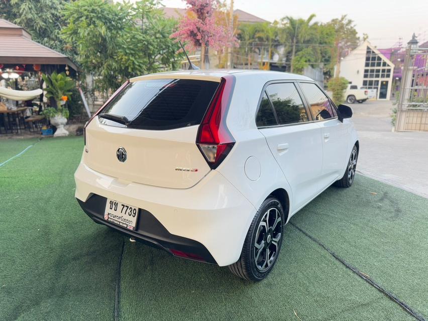 MG MG3 1.5 X ปี 2022 ซันรูฟ ไมล์แท้ 17,xxx กม  5