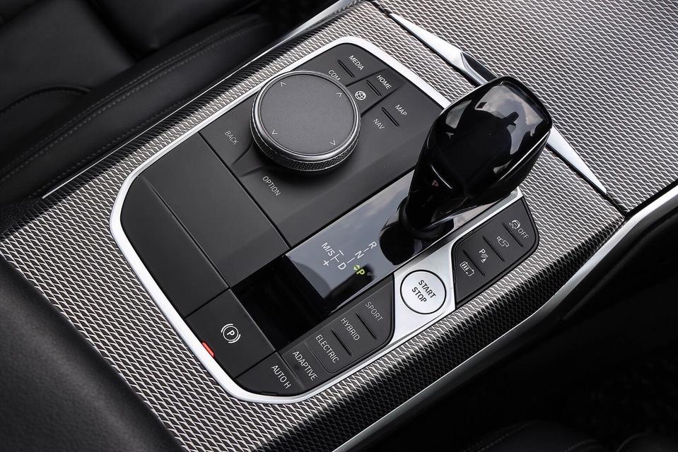 BMW 330e M Sport ปี 2021 12