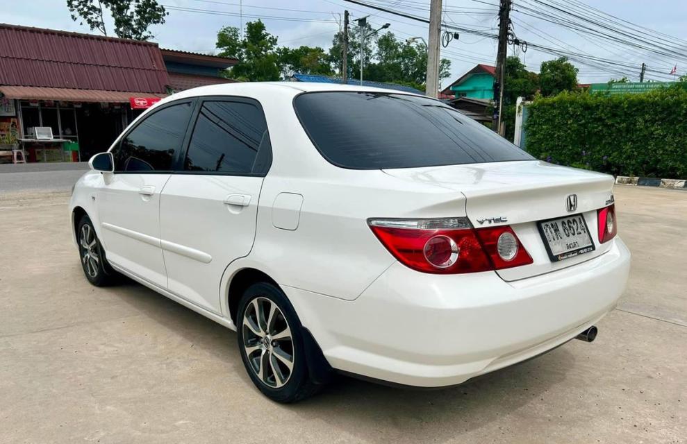 Honda City ปี 2008 สีขาว 4