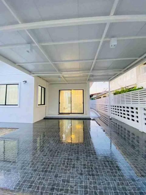 ให้เช่า บ้านเดี่ยว 2 ชั้น ซอยหมู่บ้านทุ่งเศรษฐี เลียบมอเตอร์เวย์ ตกแต่งสวย พร้อมเข้าอยู่ 9