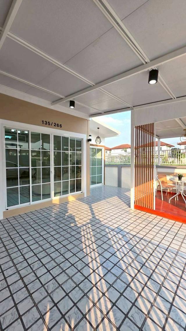 หมู่บ้านพิมลราช1 บางบัวทอง ทาวน์เฮาส์ชั้นเดียว  ตกแต่งใหม่พร้อมอยู่ ถนนบ้านกล้วย  ทำเลสวยหน้าบ้านกว้าง 2