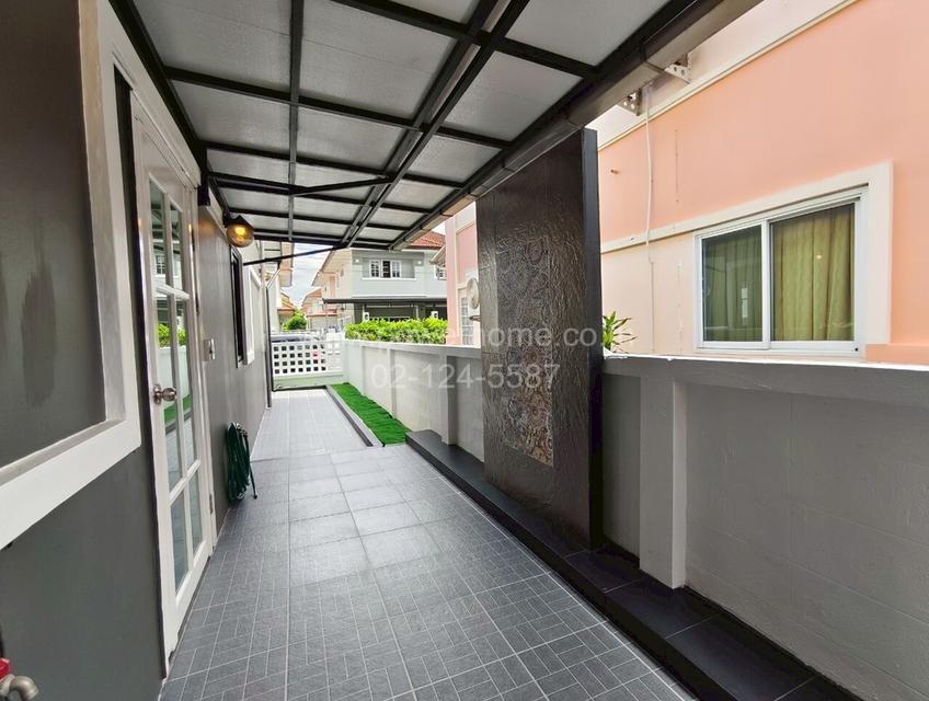 หมู่บ้านบุรีรมย์รามอินทรา - ซาฟารีเวิลด์ ซ.เลียบคลองสอง 23 ใกล้สวนสัตว์ซาฟารีเวิลด์ แขวงคลองสามวาตะวันตก เขตคลองสามวา กรุงเทพมหานคร 6