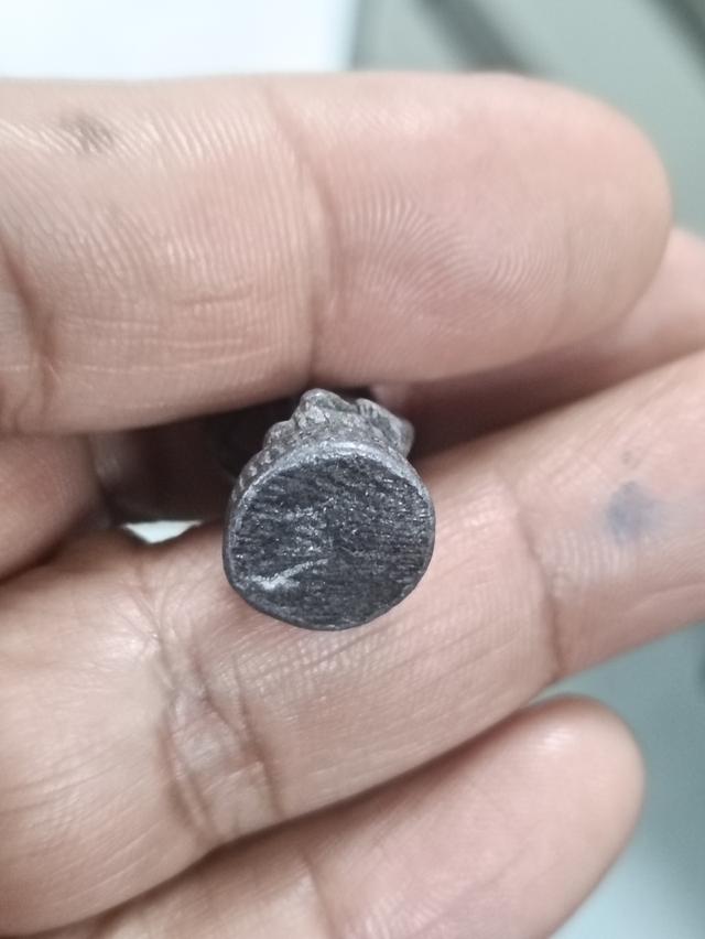 รูปหล่อพระแม่ธรณีบีบมวยผม ไม่ทราบที่ เนื้อทองเหลืองเก่า น่าสะสม 5