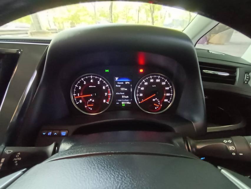 รหัสรถ PEAT3557 TOYOTA ALPHARD​ SC  ปี​ 19  16