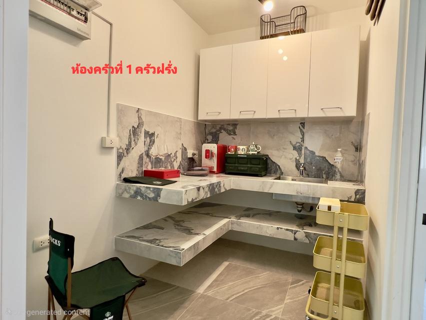 ขายบ้าน 2 หลังสไตล์โมเดิร์นตกแต่งด้วยเฟอร์นิเจอร์ built in แบบรูปราคา 7.4 ล้านบาท 8