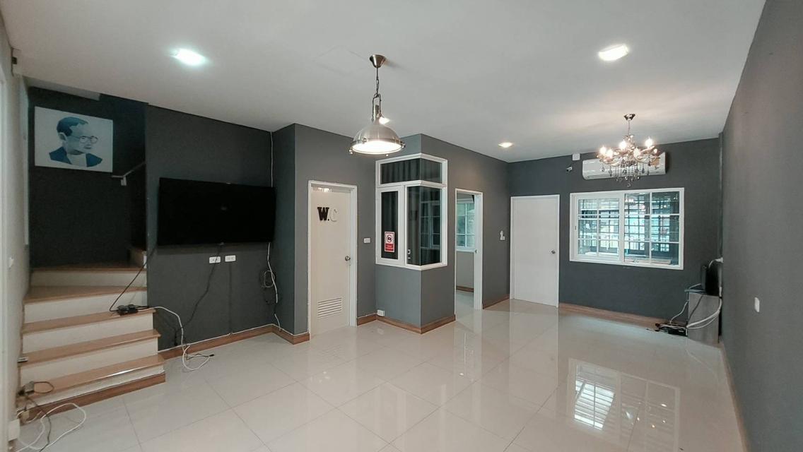 ให้เช่าทาวน์โฮม 3 ชั้น โกลเด้นทาวน์ ซ.นวมินทร์ 42 แยก 27 ,ซ.เกษตรนวมินทร์ 48, 5 ห้องนอน 4 ห้องน้ำ ต่อเติมครบ ไซส์ใหญ่ที่สุดในโครงการ 13