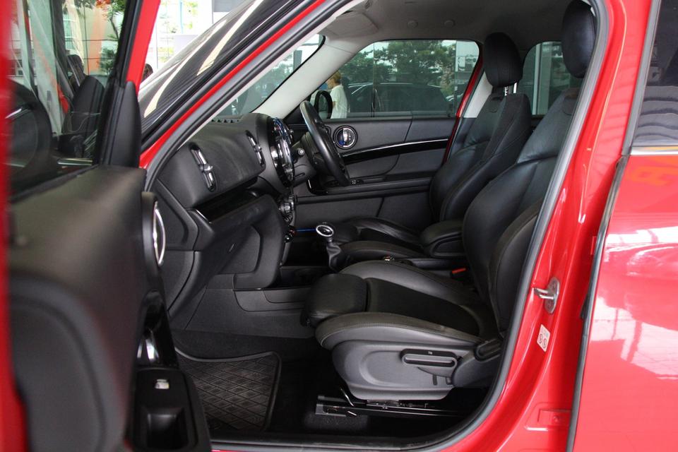 รหัสรถ TKG2234 MINI COOPER S 2.0 COUNTRYMAN F60 ปี 2019 12